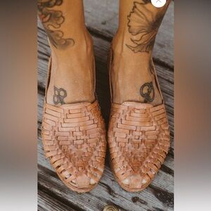 Traditional handmade Mexican huarache sandals - genuine leather - size 8